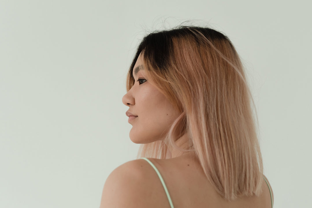 Best Hair Colour for Sensitive Scalp: Why Botanical Gel Formulas Are Replacing Chemical Dyes